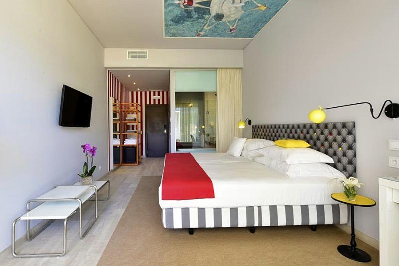 Номер Superior Вид на Бассейн, Pestana Alvor South Beach Premium Suite