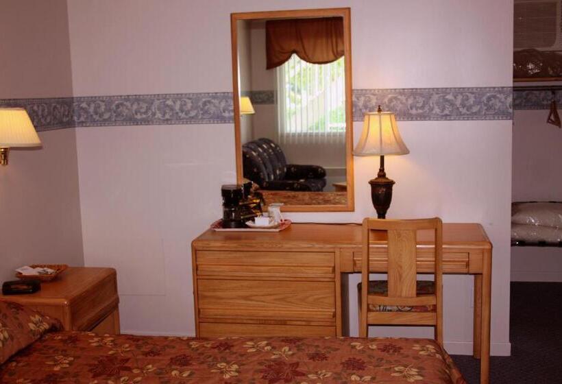 Номер Стандарт Вид на Горы, Motel Le Jolibourg