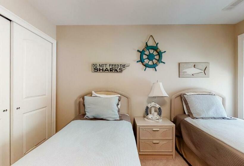 Apartamento 3 Dormitórios, Beachwalk 126