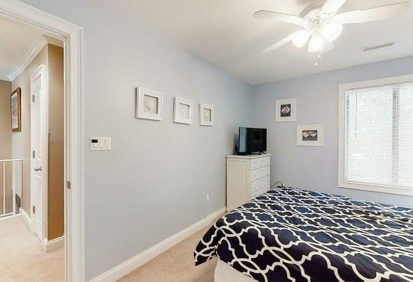 Apartamento 3 Dormitórios, Beachwalk 126