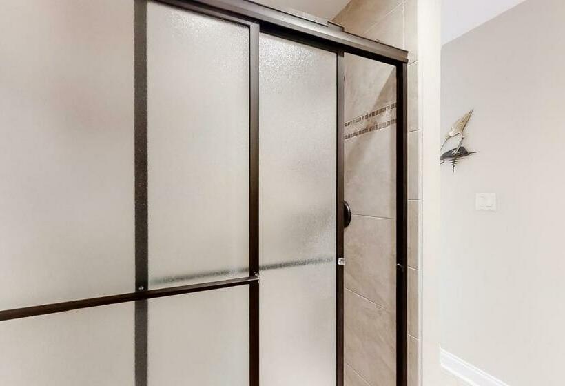 Apartamento 3 Dormitórios, Beachwalk 126
