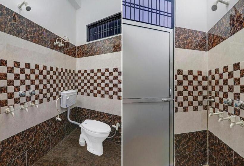 Трехместный Номер Классика, Spot On Hotel Atithi Residency