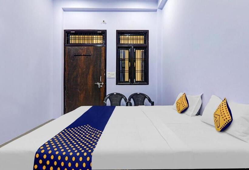 Трехместный Номер Классика, Spot On Hotel Atithi Residency