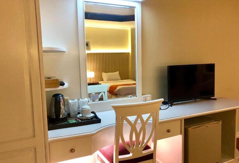 اتاق لوکس, Hermitage Hotel Korat Sha