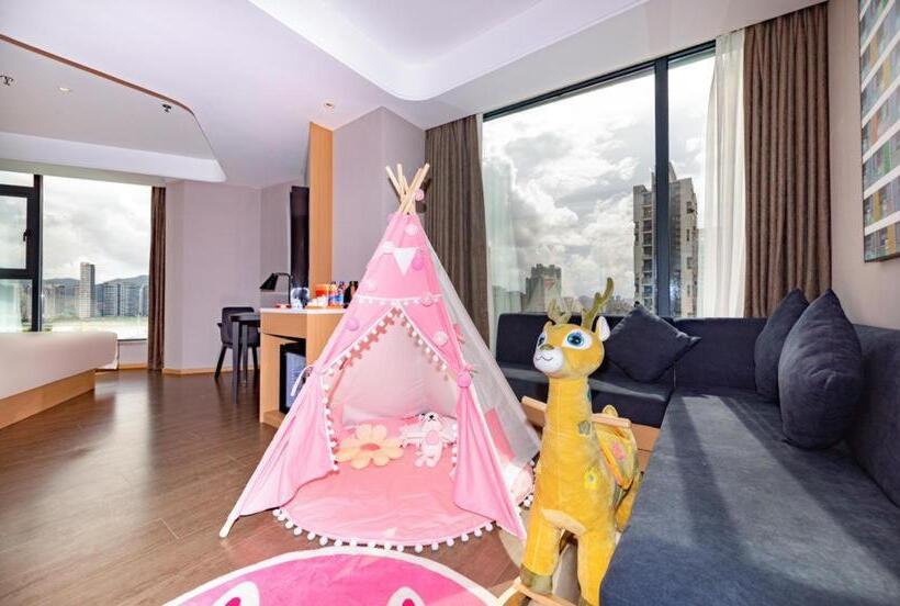 Семейный Номер Премиум, Atour Hotel Zhuhai Gongbei Fuhuali