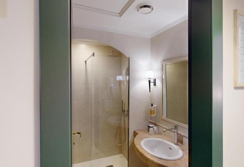 Трехместный Номер Комфорт, Relais La Fattoria