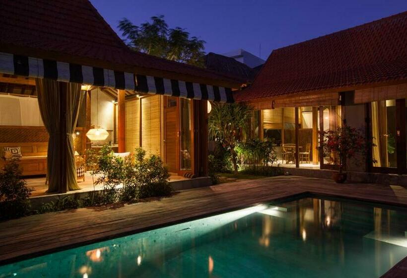 Бунгало Deluxe, Zin Berawa Villas & Bungalows