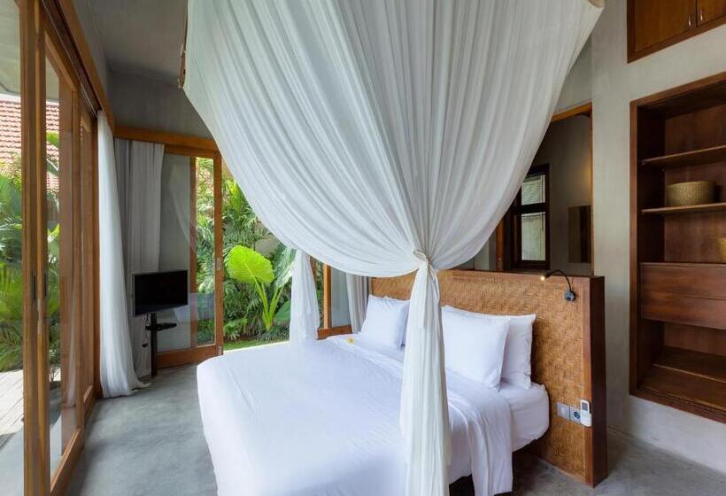 Вилла 4 Спальни, Zin Berawa Villas & Bungalows