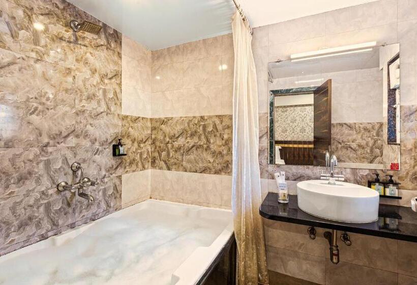 اتاق رویال, Mayur Retreat & Spa