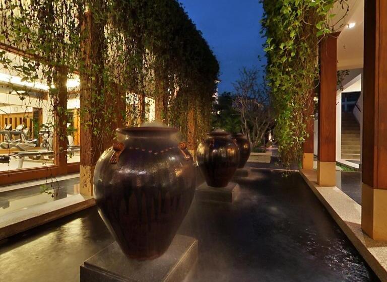 Апартаменты 3 Спальни, Pearl Of Naithon