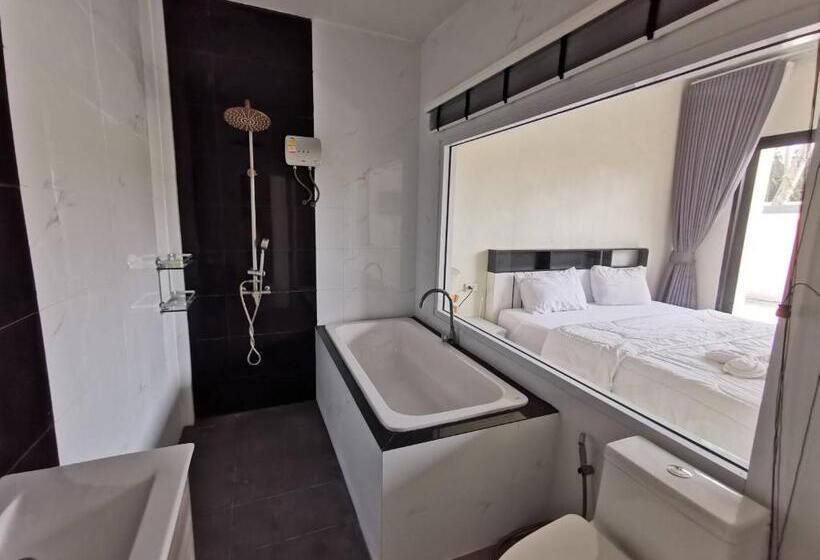Номер Deluxe, Nst Boutique เอ็นเอสทีบูทีค