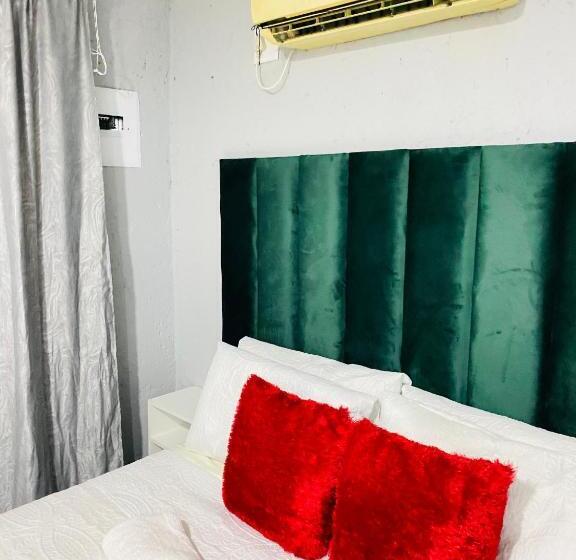 Номер Deluxe, Executive Galaxy Guest House Nkowankowa Extension 2