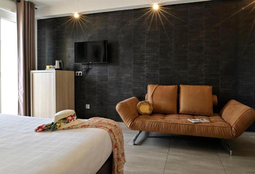 Номер Superior с Террасой, Hôtel L Escale Coté Port