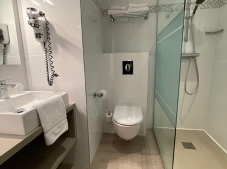 Номер Стандарт с Террасой, Hôtel L Escale Coté Port