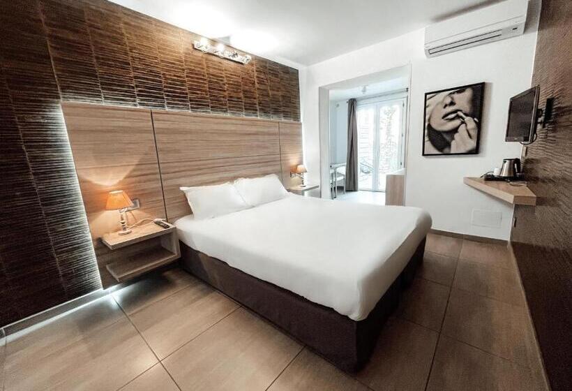 Номер Superior с Террасой, Hôtel L Escale Coté Port