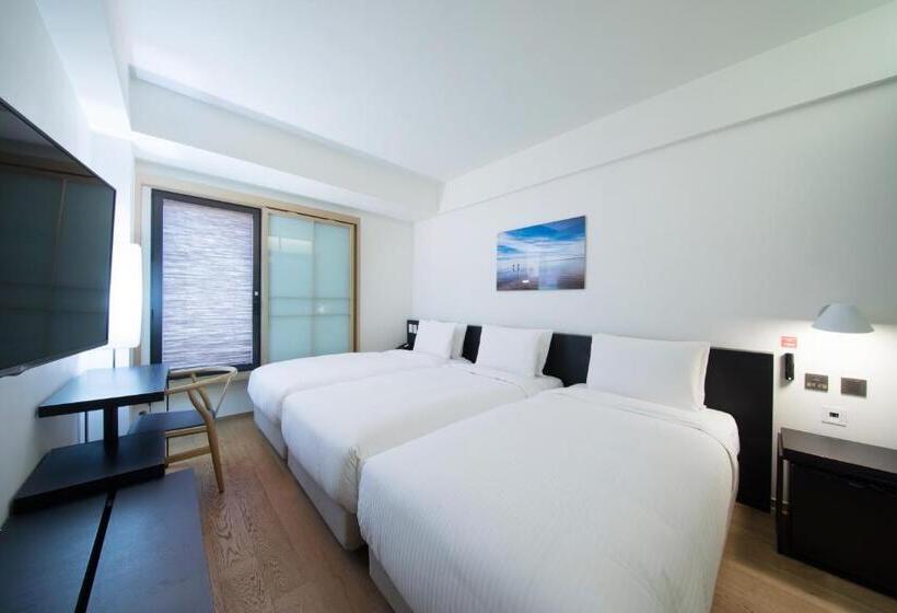 Трехместный Номер Deluxe, Sotetsu Hotels The Splaisir Seoul Myeongdong