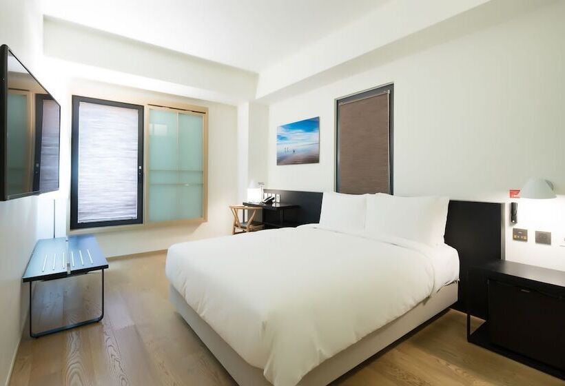Номер Deluxe, Sotetsu Hotels The Splaisir Seoul Myeongdong