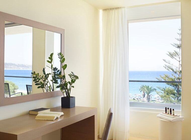 Номер Deluxe Вид на Море, The Ixian Grand & All Suites  Adults Only