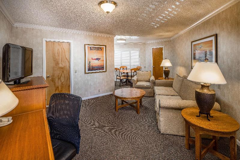 Номер Deluxe Вид на Сад, The Ixian Grand & All Suites  Adults Only