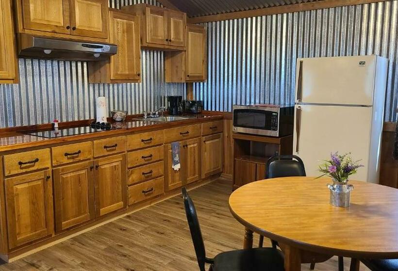חדר סטודיו סטנדרד, Willow Beach Rv Park & Marina