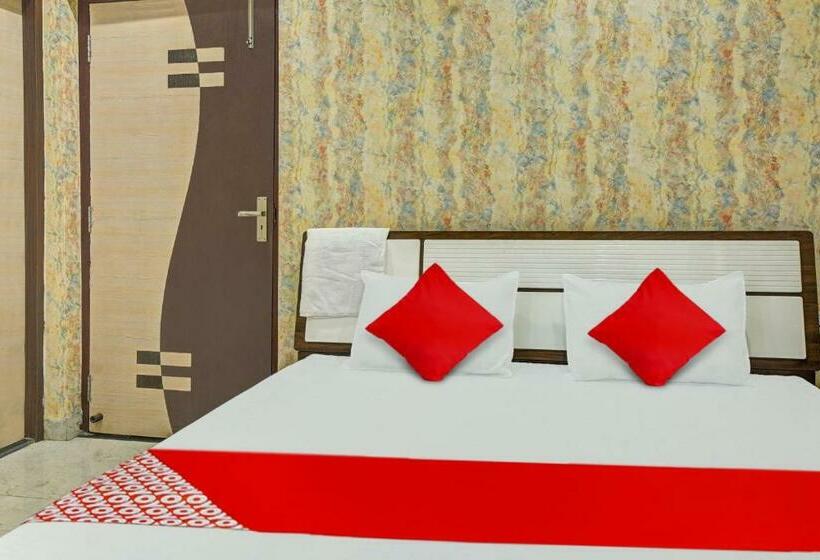 Трехместный Номер Классика, Oyo Flagship 81158  Rukmini Inn Banquets