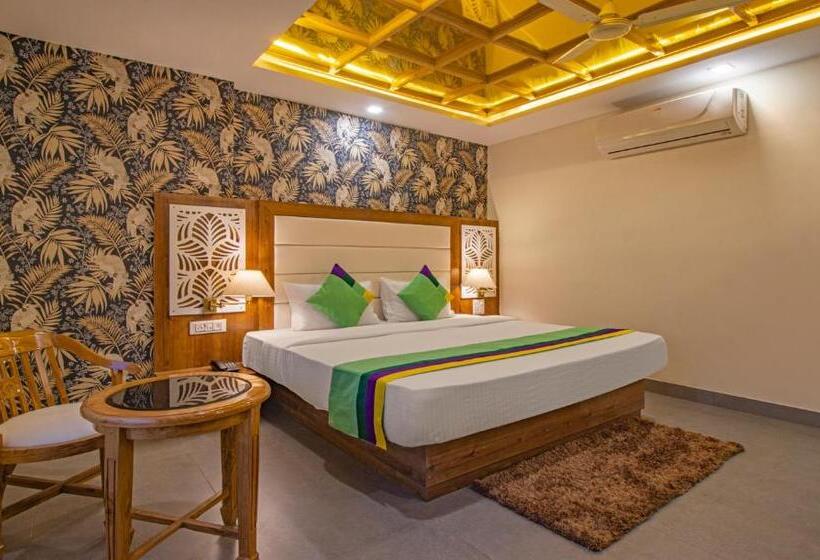 Номер Deluxe, Treebo Haveli Resort Roots, Bhupatwala Haridwar