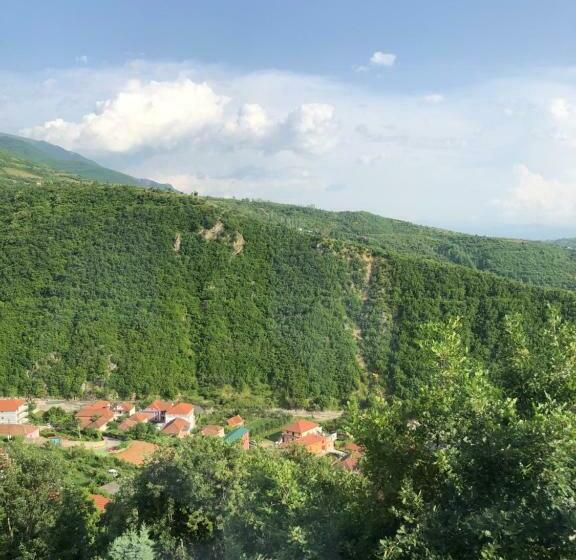 스탠다드 룸, Bujtina Vrenezi