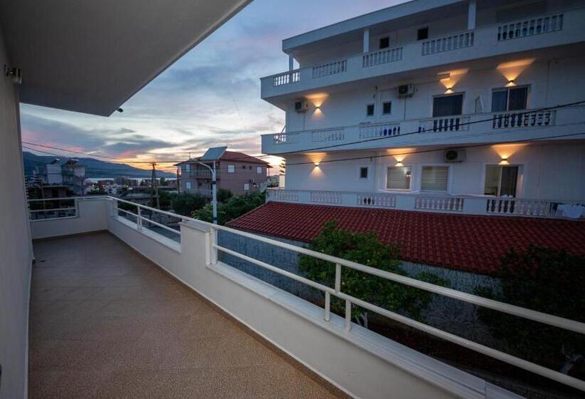 Standard Room with Balcony, Vila Era Ksamil