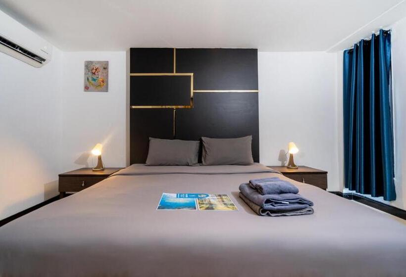 标准间, Black Pantera Hostel