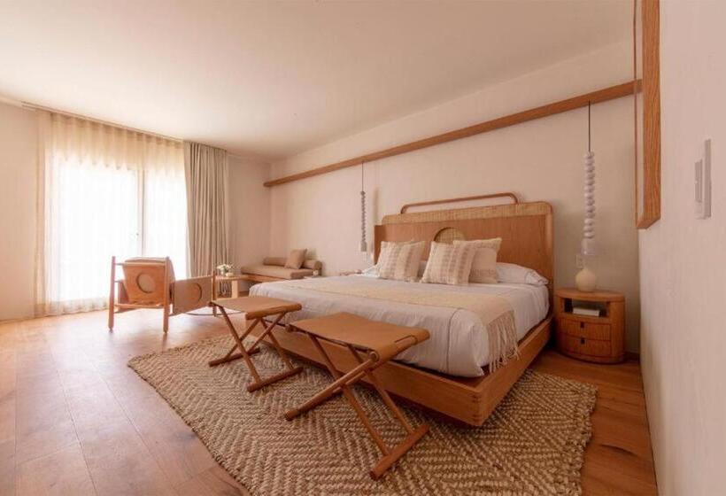 سوییت لوکس, Casa Ofelia