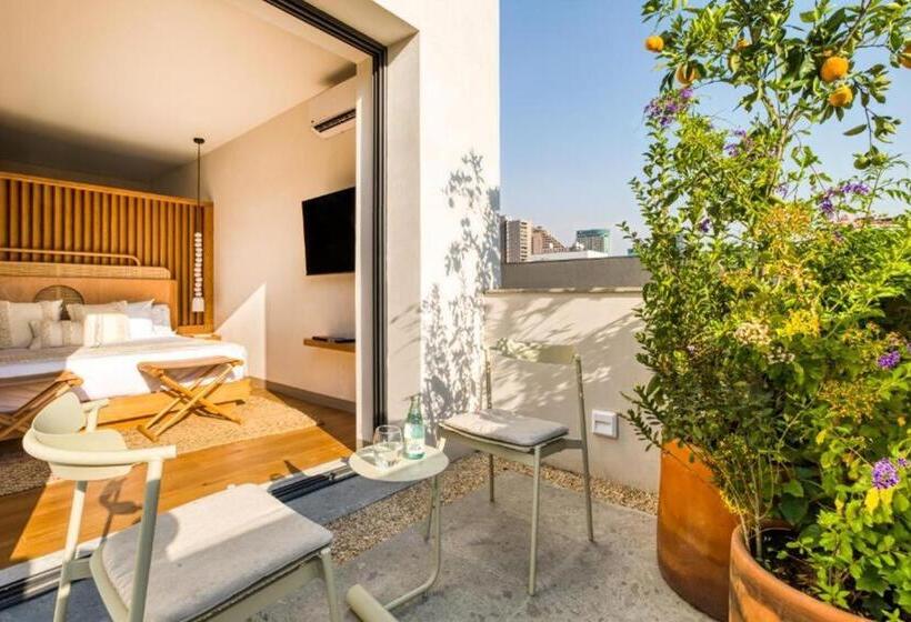 سوییت جونیور با بالکن, Casa Ofelia