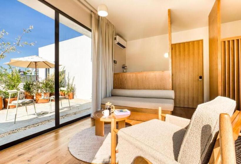 سوییت جونیور با بالکن, Casa Ofelia