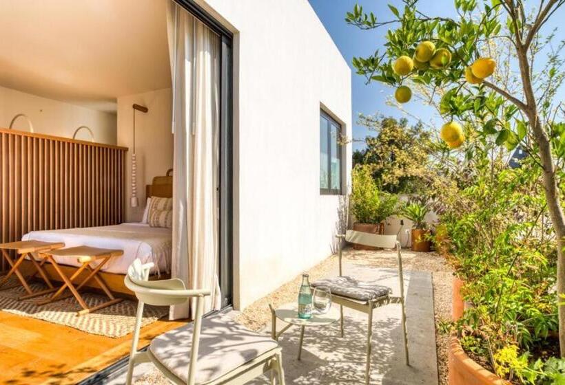سوییت جونیور با بالکن, Casa Ofelia