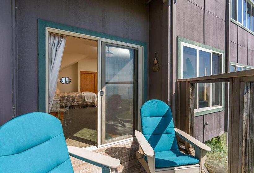 Люкс Кровать Кинг, Turtle Rocks Oceanfront Inn