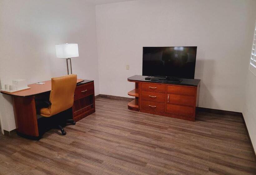 스위트 킹사이즈 침대, Super 8 By Wyndham El Centro North