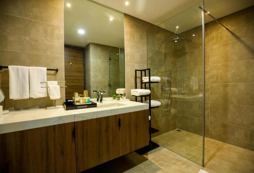سوییت, Charthouse Bahrain