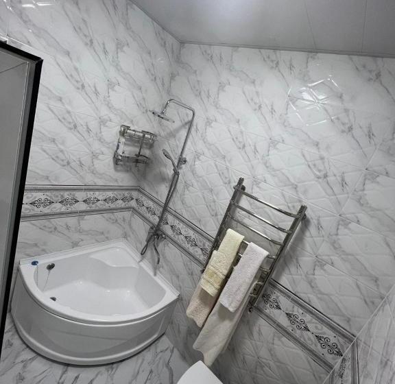 Семейный Номер, Nippon Guest House