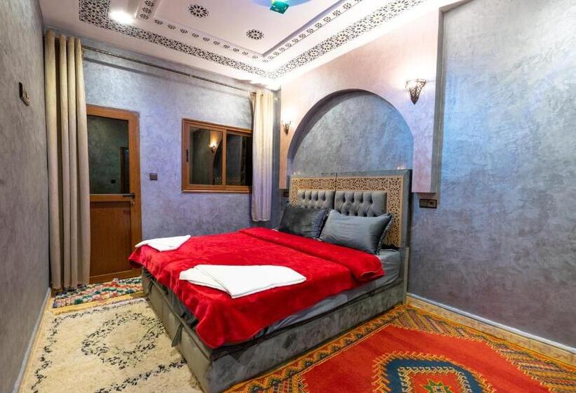 带阳台的豪华间, Riad Imnane Lodge