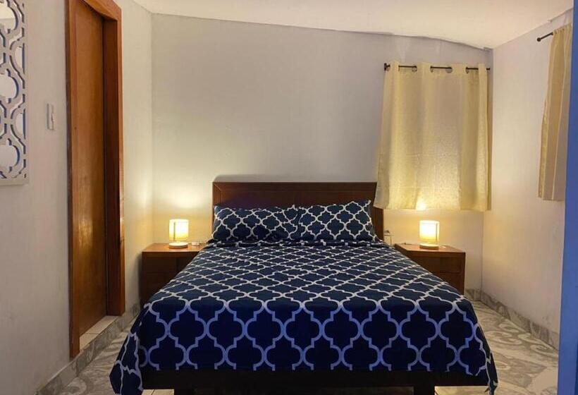 Номер Стандарт с Балконом, Miss Titis Native Lodge