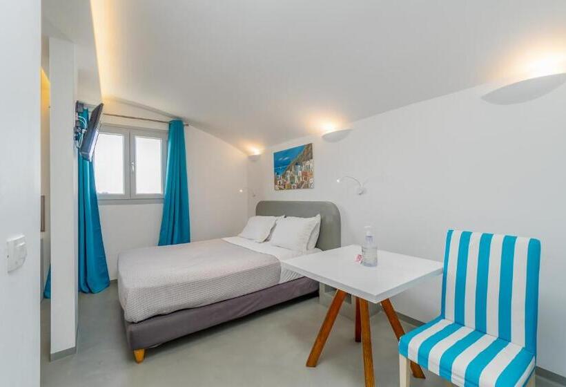 行政套房, Central Fira Suites
