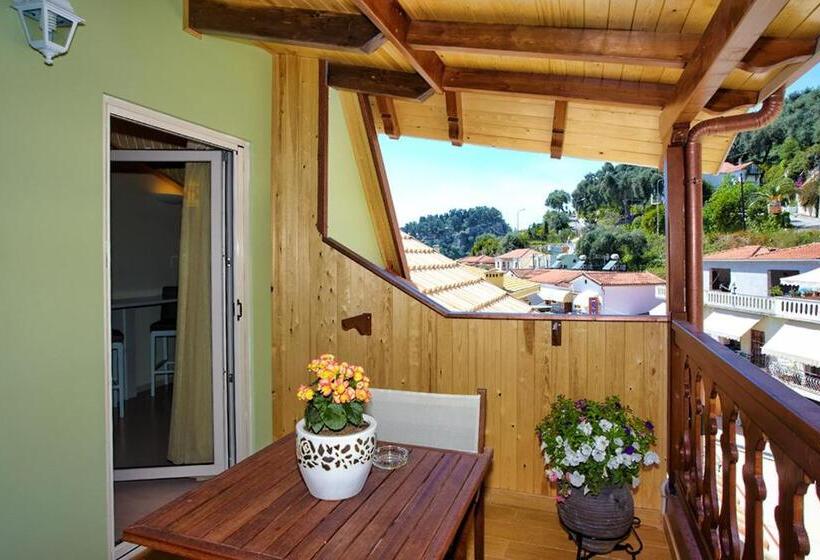 1 Bedroom Penthouse Apartment, Maistrali