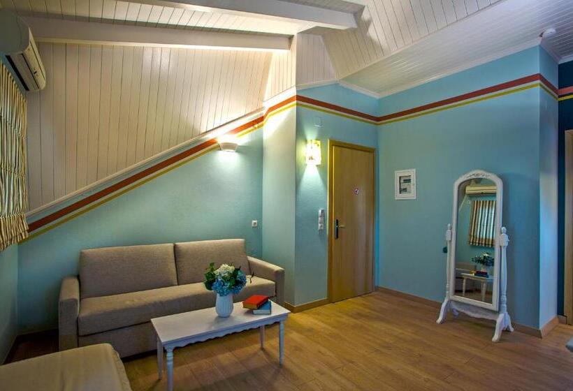 1 Bedroom Penthouse Apartment, Maistrali
