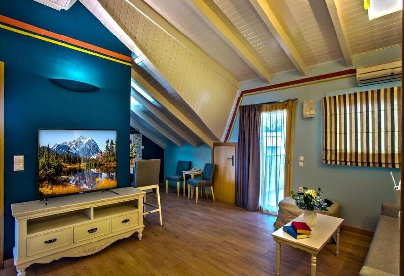 1 Bedroom Penthouse Apartment, Maistrali