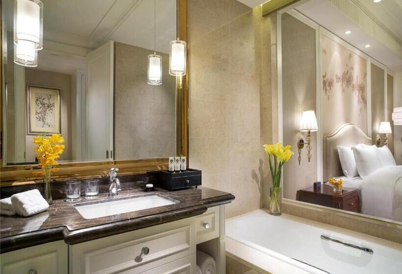 اتاق لوکس با تخت بزرگ, Sofitel Xining