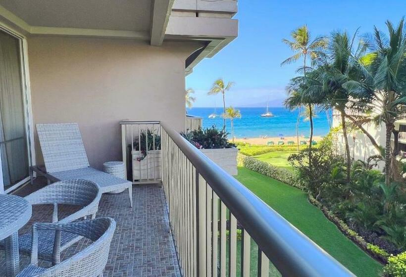 Апартаменты 1 Спальня Вид на Море, Maui Westside Presents: Whaler 420   Best Location In Kaanapali Beach