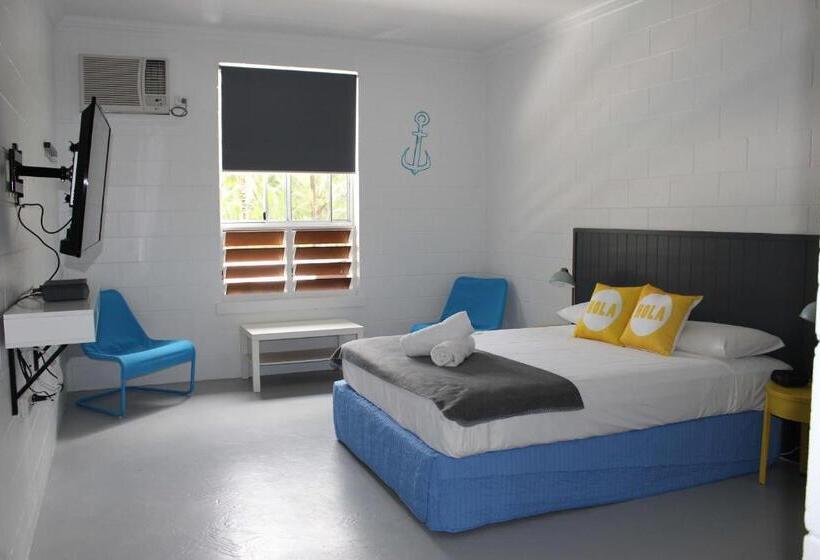 Студия Стандарт, Port Douglas Backpackers