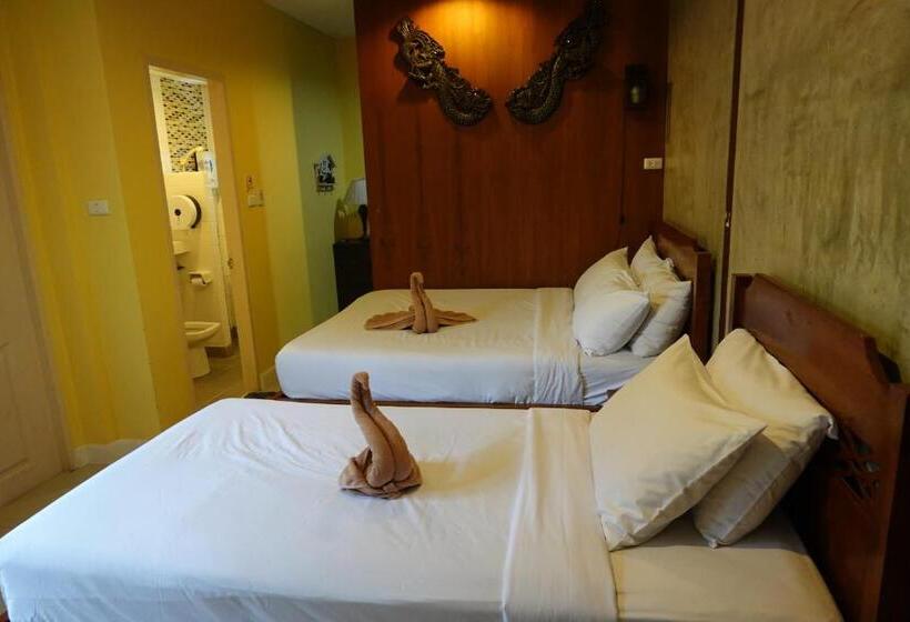 Трехместный Номер Deluxe, Baan Baramee House