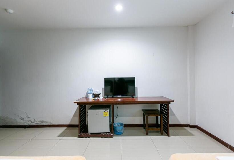 اتاق استاندارد, Deeden Pattaya Resort