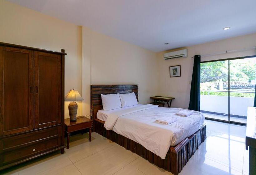 اتاق سوپریور, Deeden Pattaya Resort