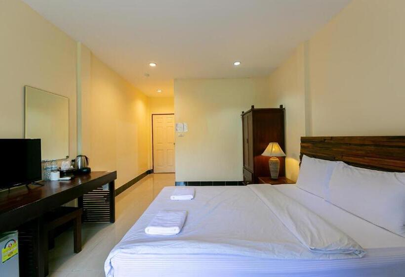 اتاق سوپریور, Deeden Pattaya Resort